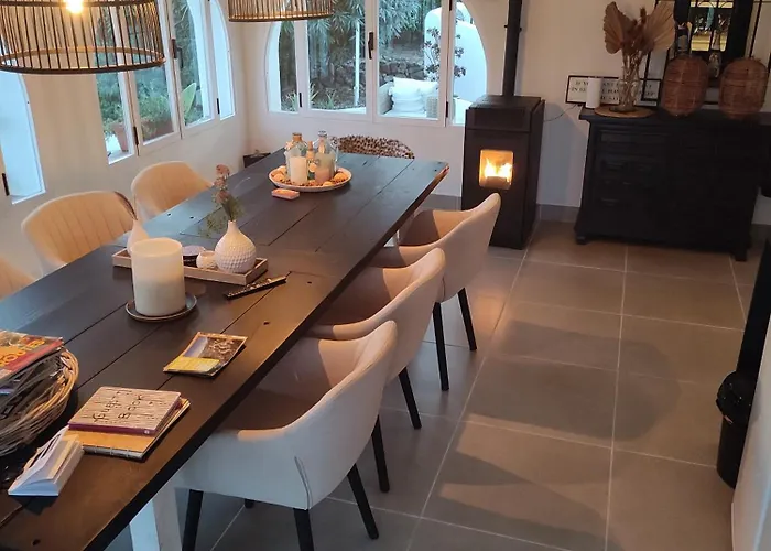 Casa Miralejos 3*