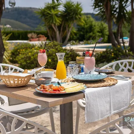 Casa Miralejos Bed and breakfast